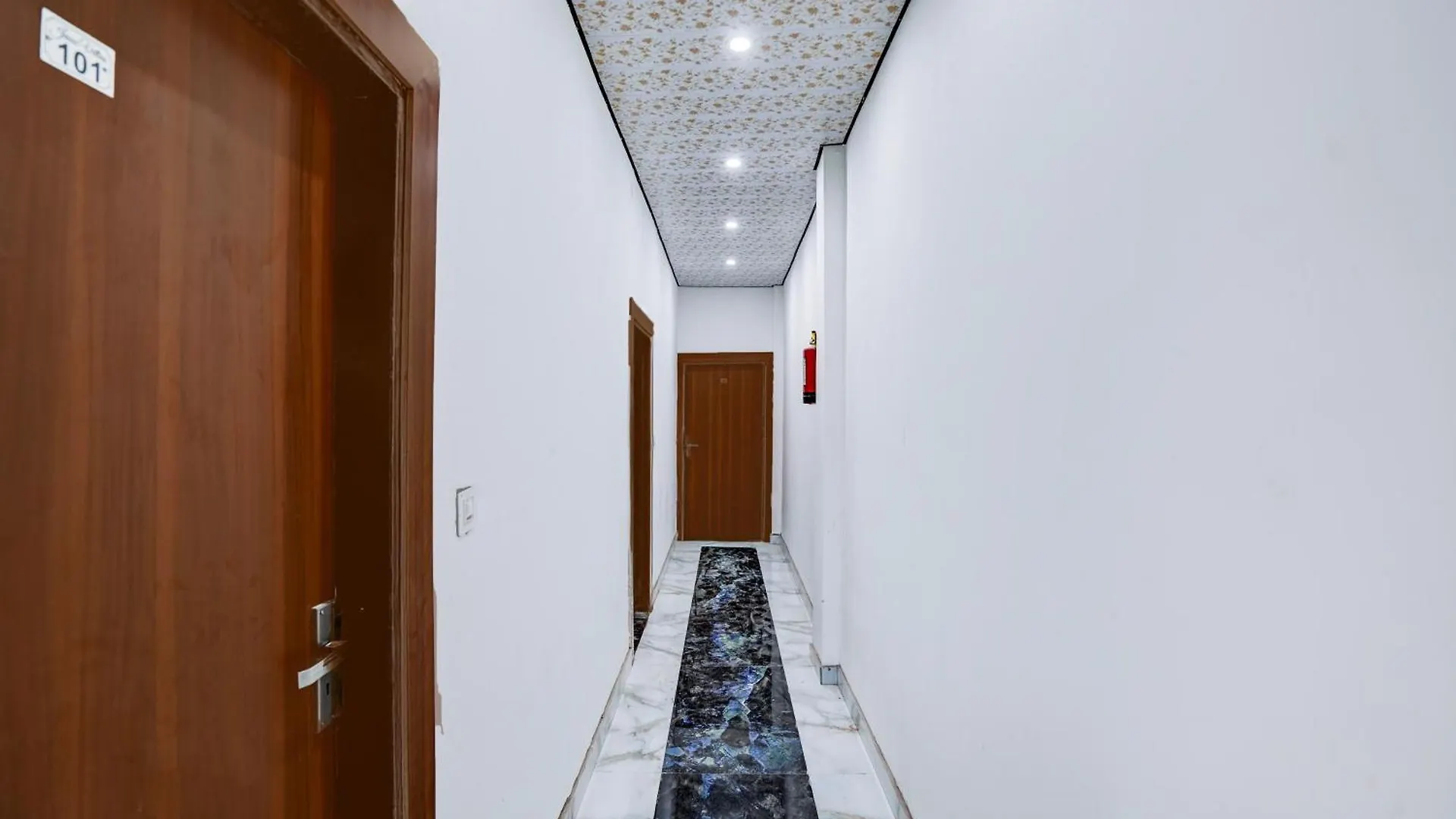 Super Hotel O Sikandra Near Akbar Tomb Agra